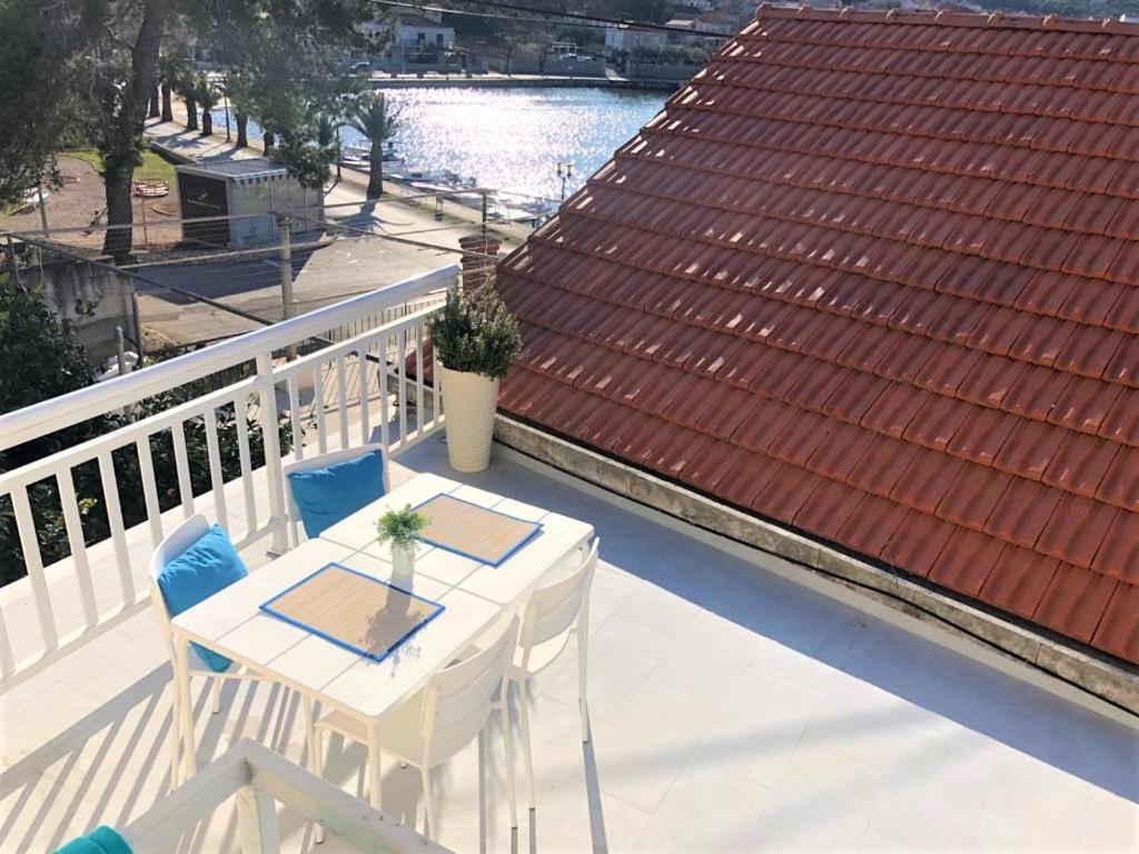 Apartments Barbaresko Lumbarda Luaran gambar