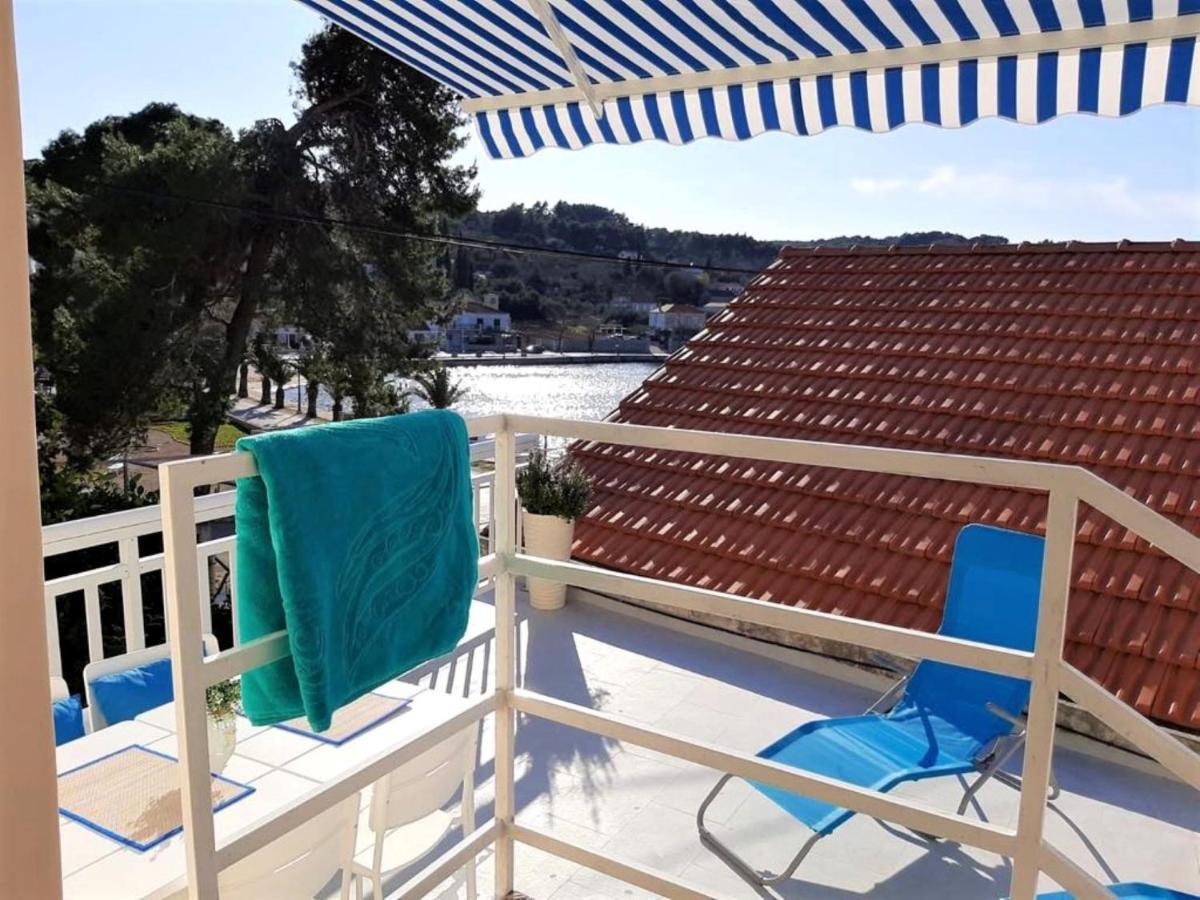 Apartments Barbaresko Lumbarda Luaran gambar