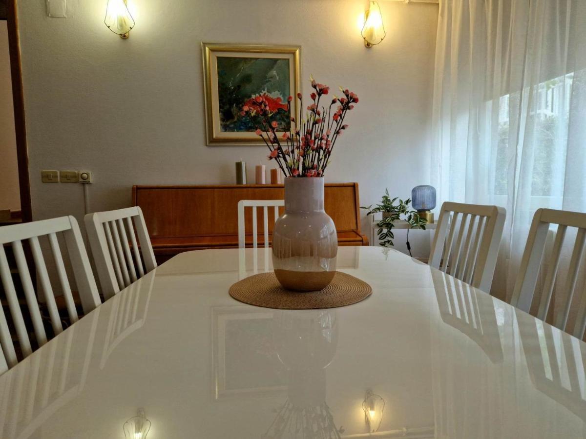 Apartments Barbaresko Lumbarda Luaran gambar