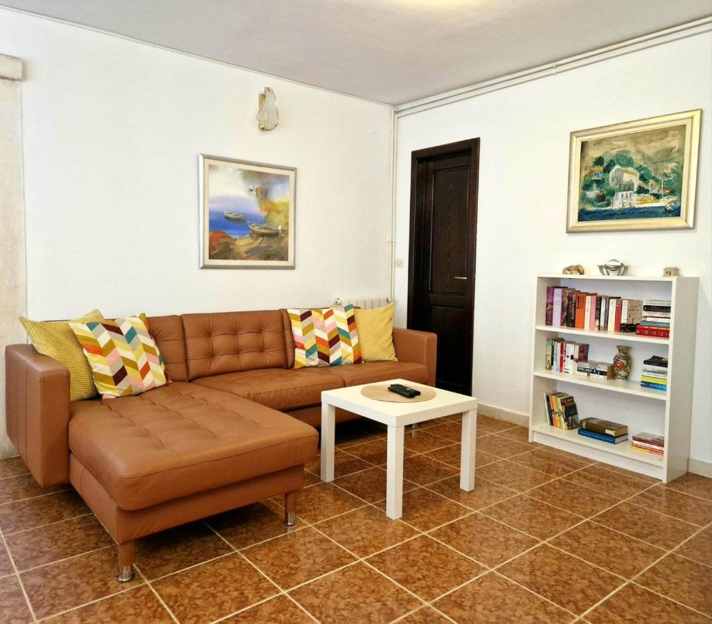 Apartments Barbaresko Lumbarda Luaran gambar