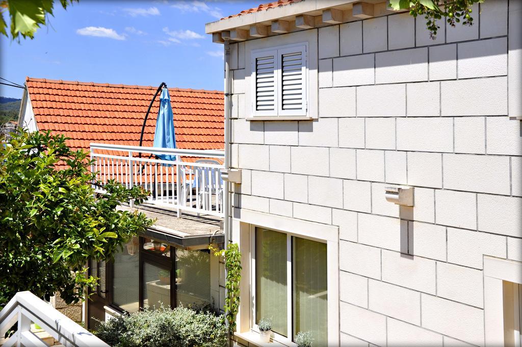 Apartments Barbaresko Lumbarda Luaran gambar